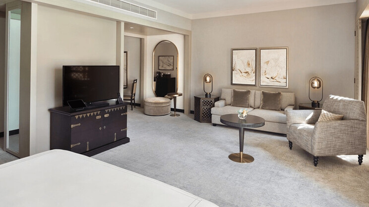 Junior Suite Lake View with Breakfast